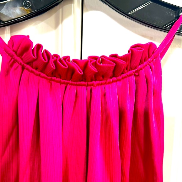 NWT Floucy vibrant pink party dress. Size L - Picture 2 of 7